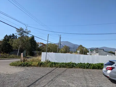 手作りキッチンなり田から見えるニセコアンヌプリ