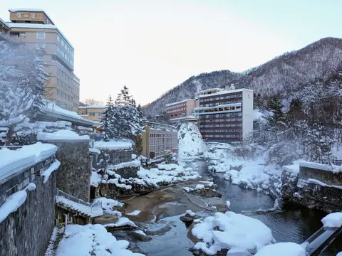 定山渓 月見橋から見た豊平川