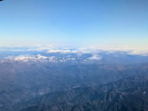 丘珠空港→女満別空港の飛行機から見える大雪山
