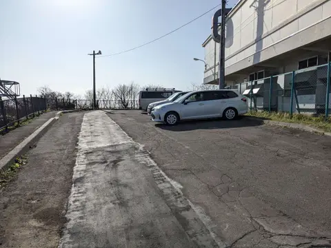 測量山展望台の駐車場