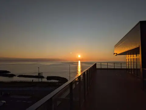 道の駅石狩あいろーど厚田 日本海に沈む夕陽